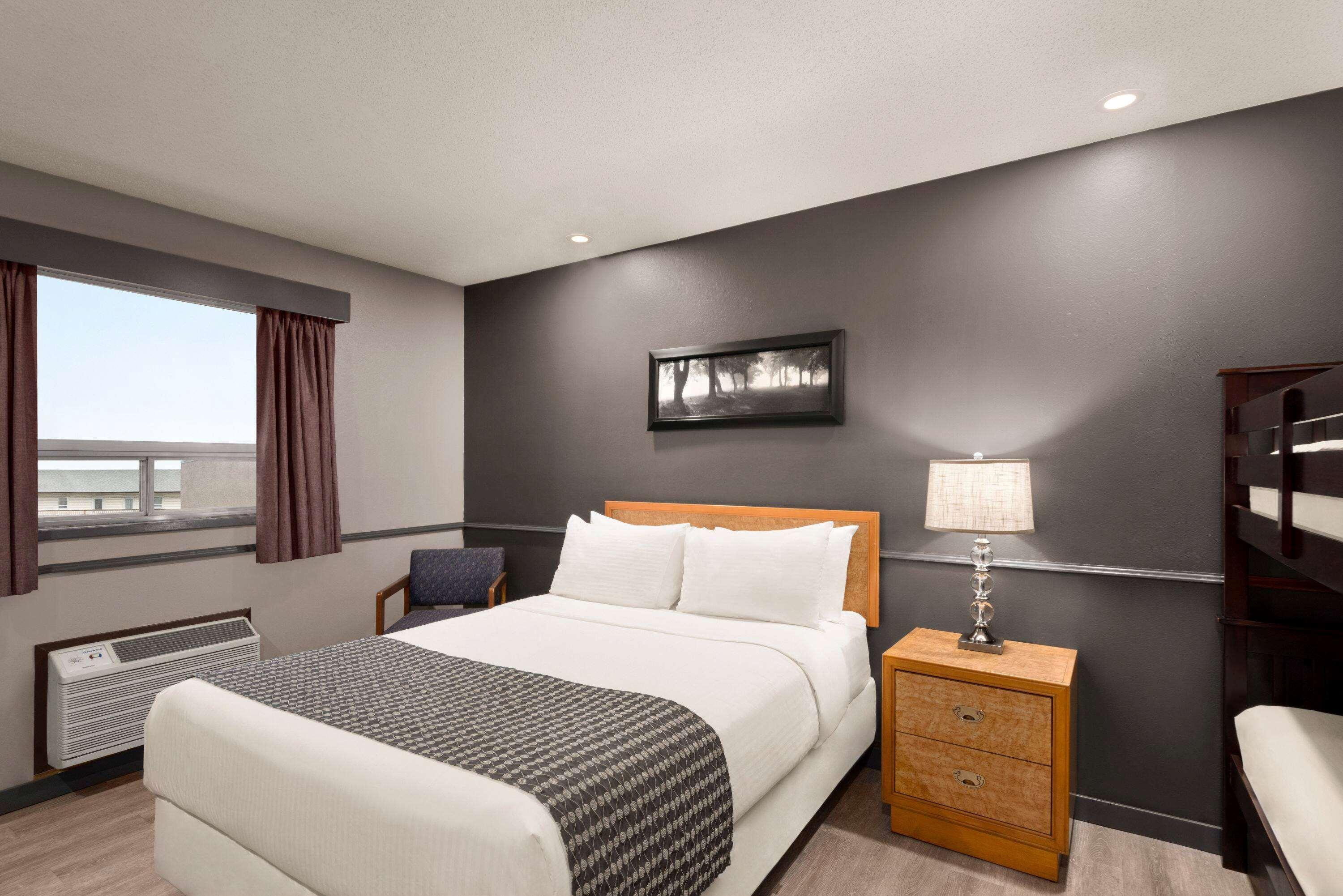 Travelodge By Wyndham Brandon Eksteriør billede