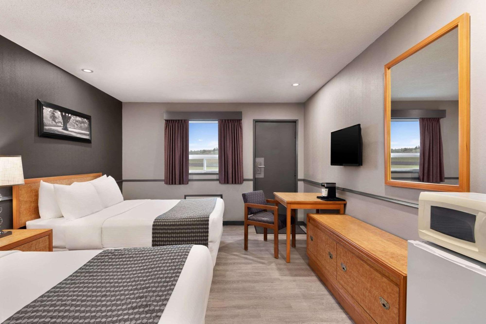 Travelodge By Wyndham Brandon Eksteriør billede