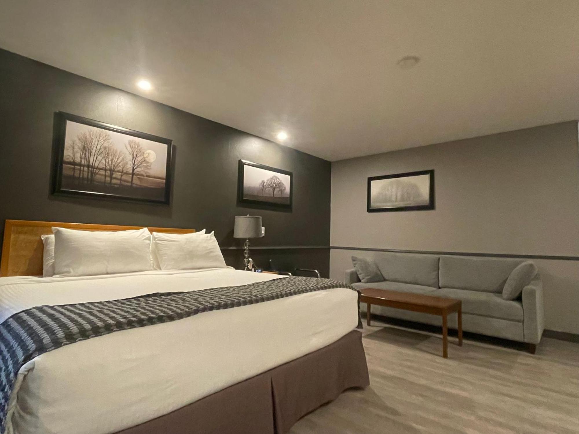 Travelodge By Wyndham Brandon Eksteriør billede